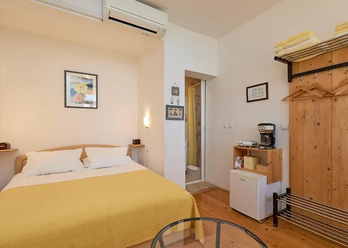 Apartment Over Old Town