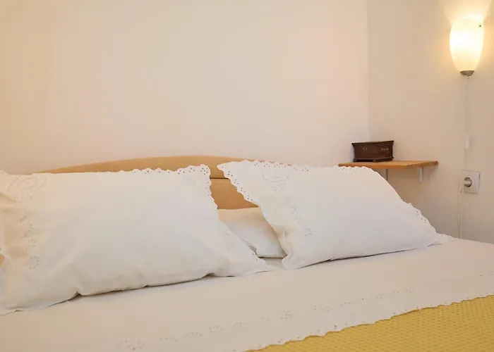 Over Old Town Apartment