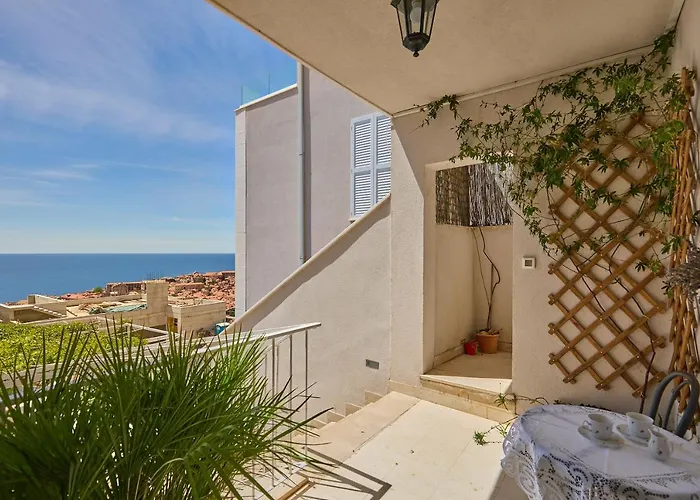 Over Old Town 杜布罗夫尼克